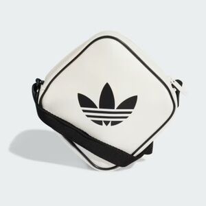 Adidas Black and White ADICOLOR CLASSIC
DIAMOND BAG